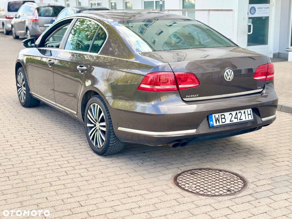 Volkswagen Passat - 3