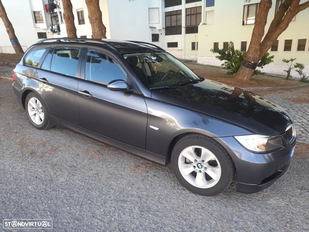 BMW 320 d Touring - 1