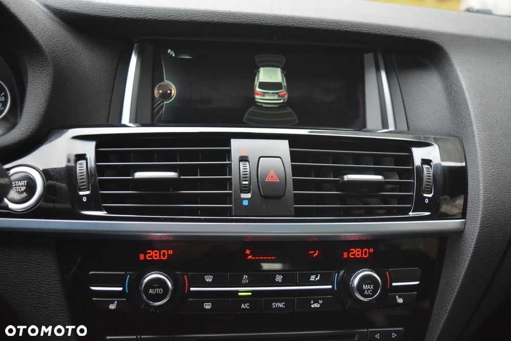 BMW X3 xDrive20d Advantage - 9