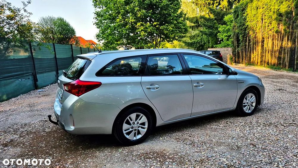 Toyota Auris 1.8 HSD Luna - 14