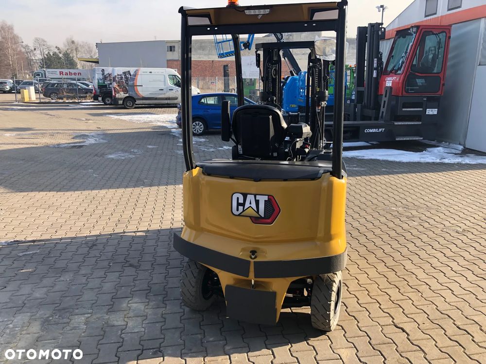 Caterpillar EP25ACN - 6