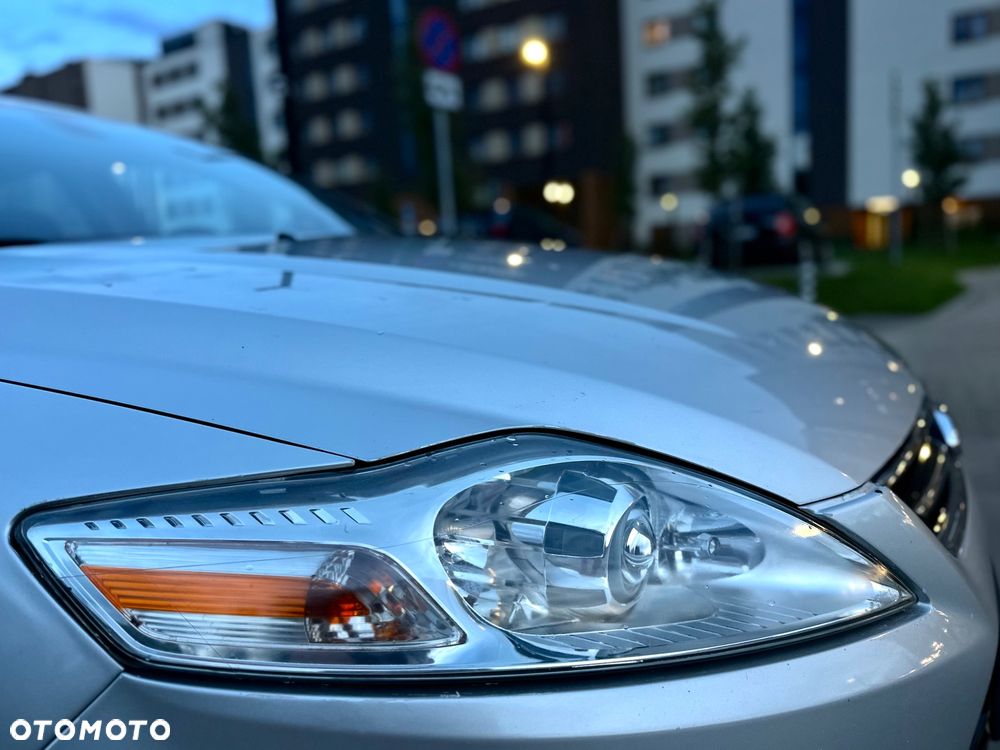Ford Mondeo 2.0 TDCi Business Edition - 21