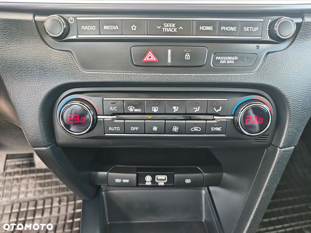 Kia Ceed 1.4 T-GDI M Max - 32