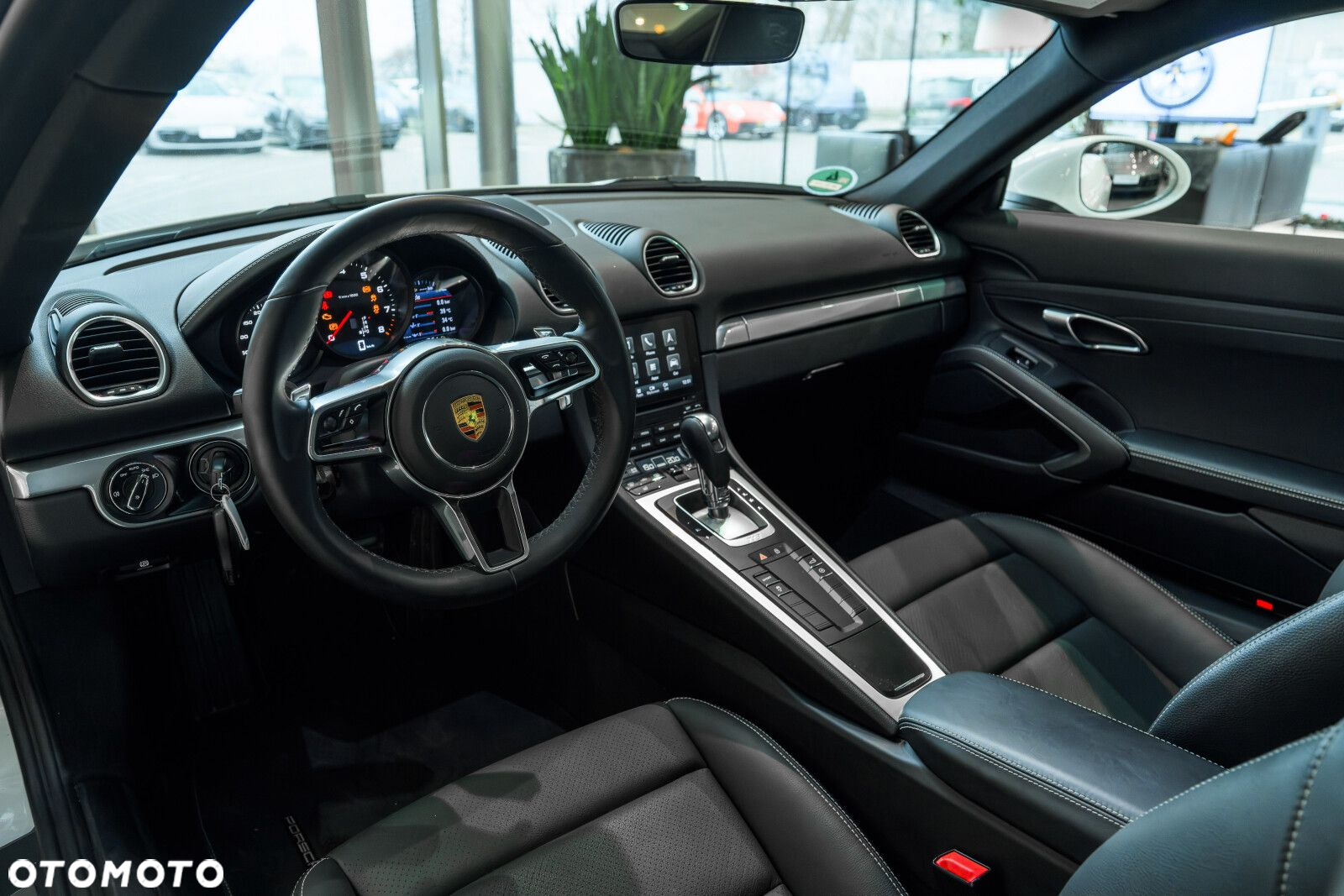 Porsche 718 Cayman - 7