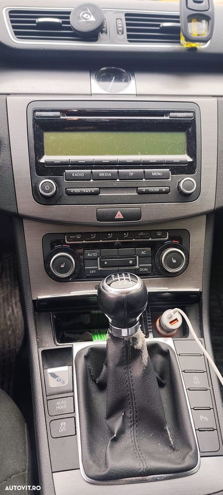 Volkswagen Passat 1.6 TDI BlueMotion - 3