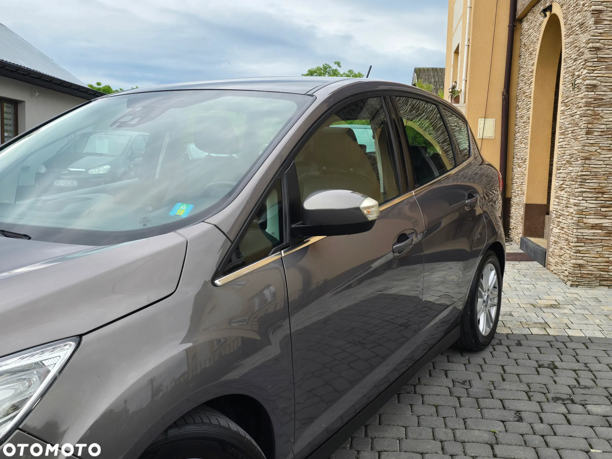 Ford C-MAX 2.0 TDCi Titanium - 4