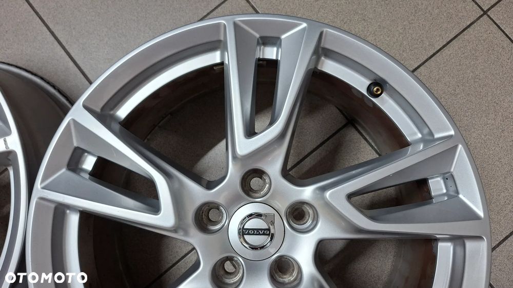 Felgi Aluminiowe 18 Volvo XC 60 5x108 ET 50.5 - 10