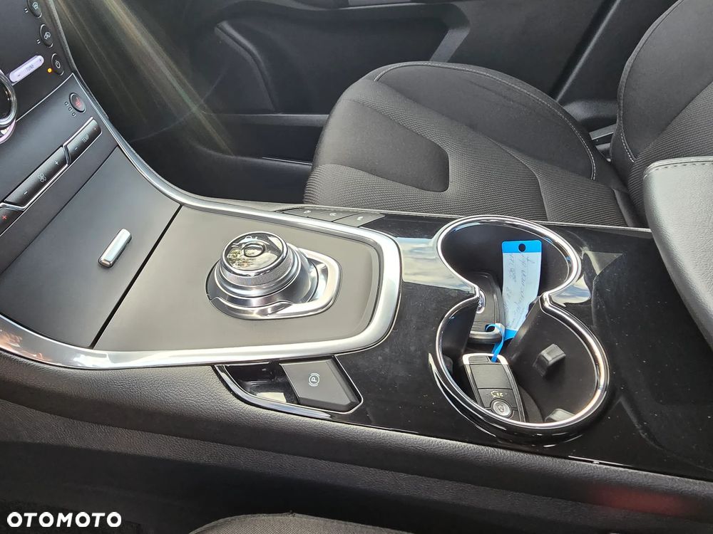 Ford S-Max 2.0 EcoBlue Titanium - 22