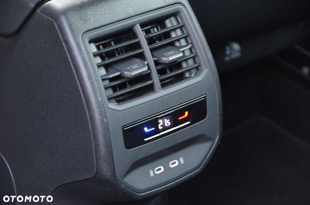 Cupra Formentor VZ 2.0 TSI DSG Tribe Edition - 29