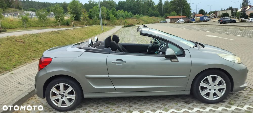 Peugeot 207 CC - 1