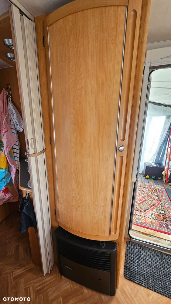 Adria Unica B 462 PU - 12