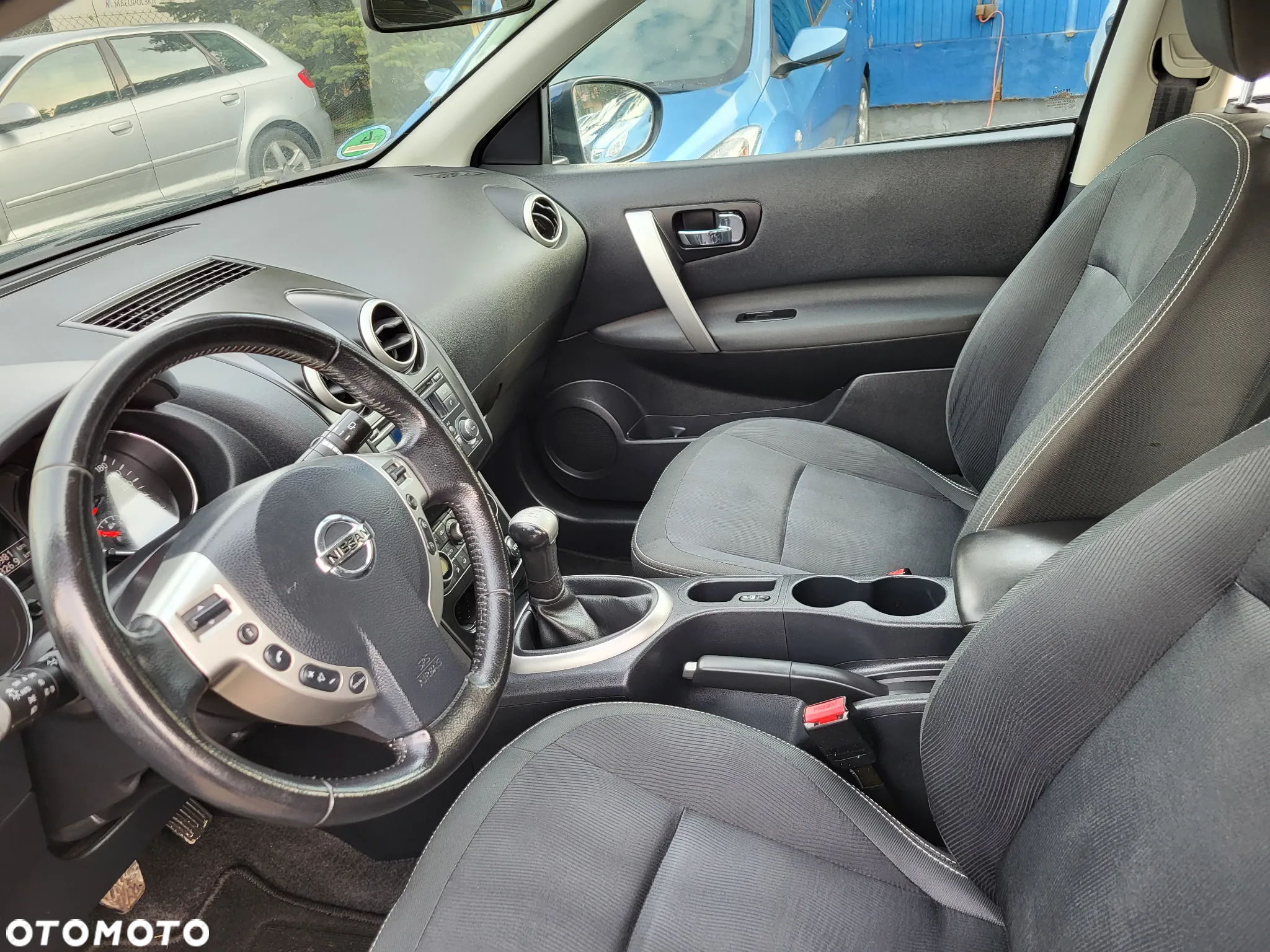 Nissan Qashqai - 12