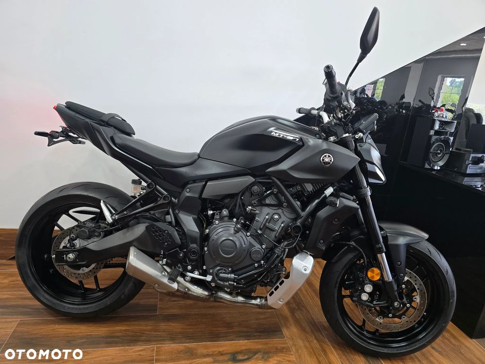 Yamaha MT - 4