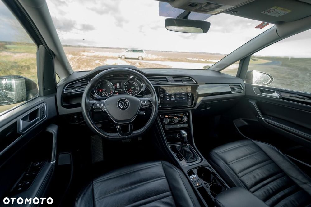 Volkswagen Touran 2.0 TDI SCR (BlueMotion Technology) DSG Comfortline - 17