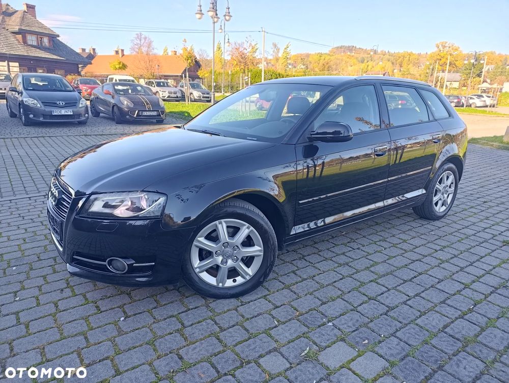 Audi A3 Sportback 1.6 TDI Attraction - 2