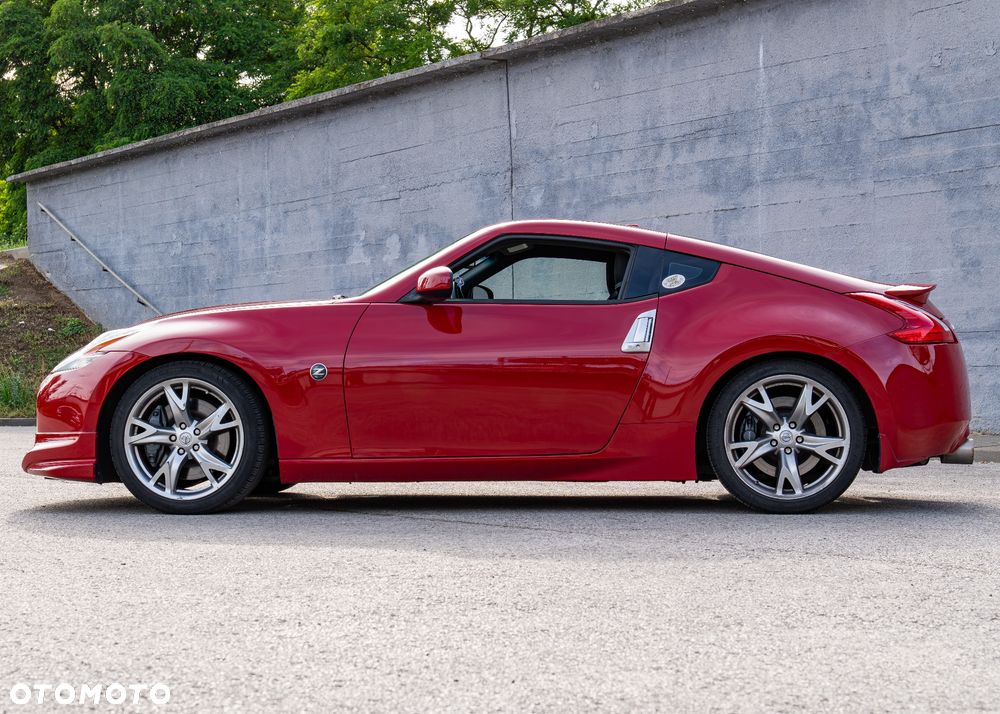 Nissan 370 Z - 8