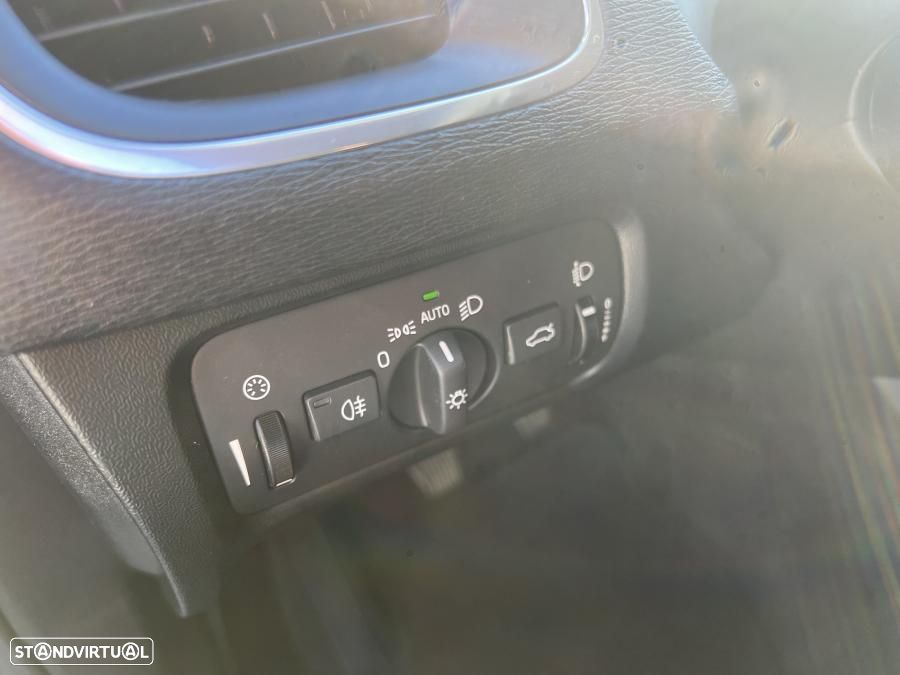 Volvo V40 2.0 D2 Kinetic - 16