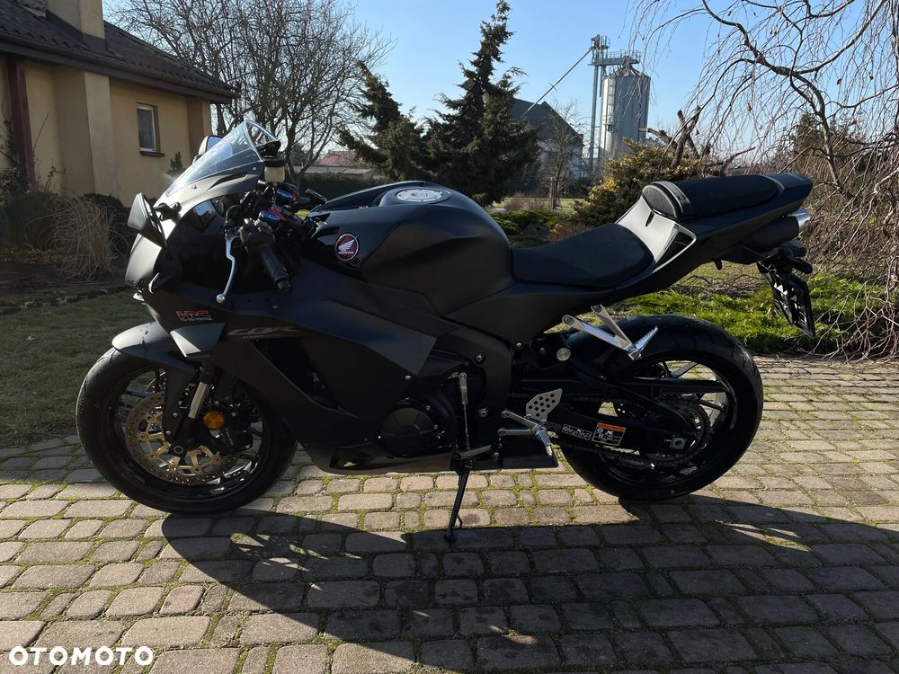 Honda CBR - 8