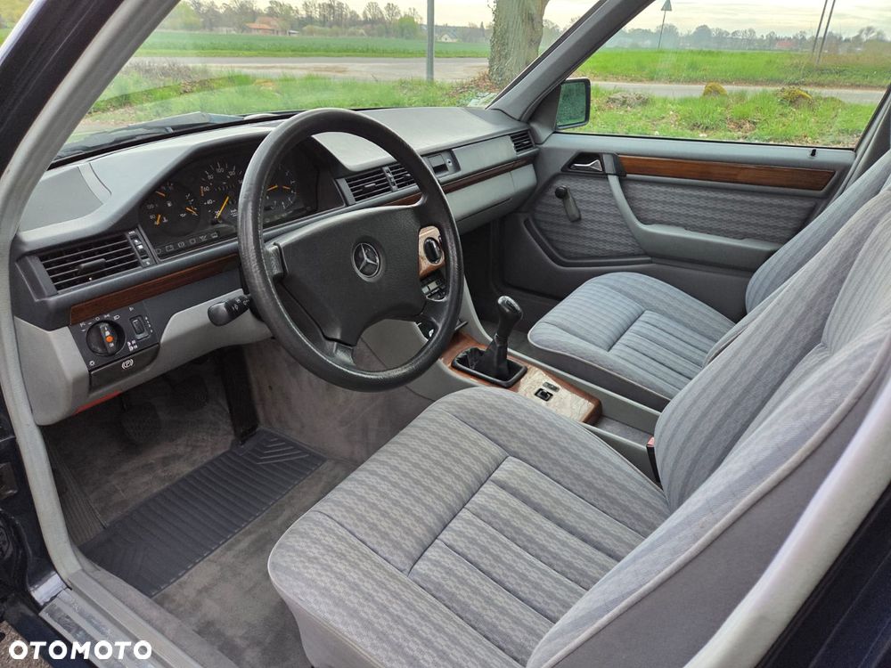 Mercedes-Benz W124 (1984-1993) - 3