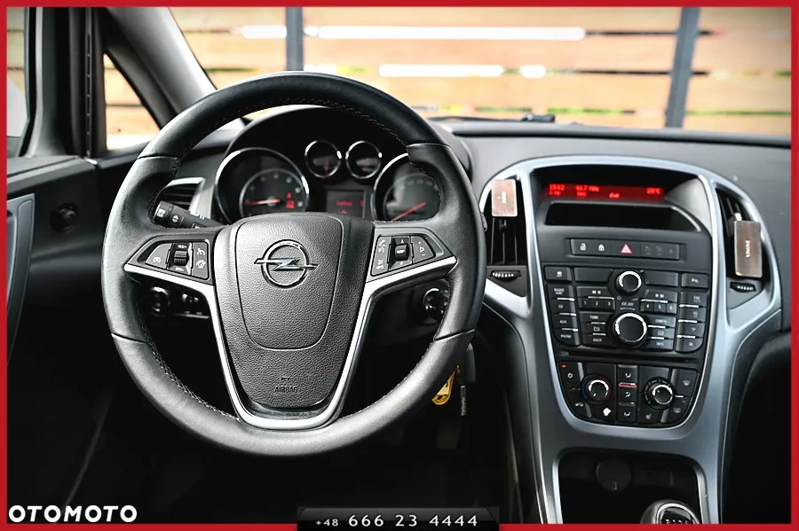 Opel Astra 1.4 Turbo Color Edition - 17