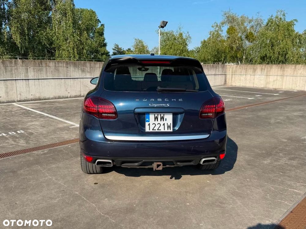 Porsche Cayenne - 5