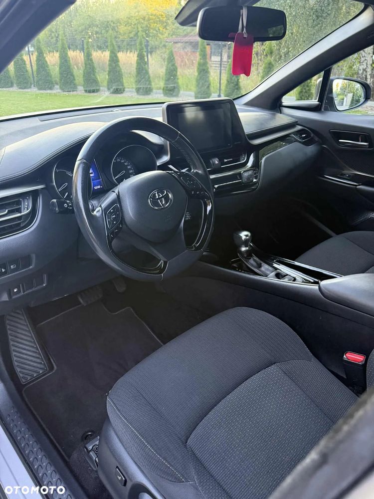 Toyota C-HR Hybrid Team Deutschland - 5