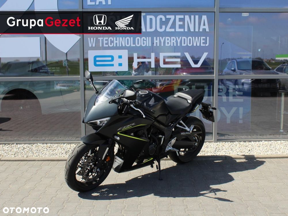 Honda CBR - 3