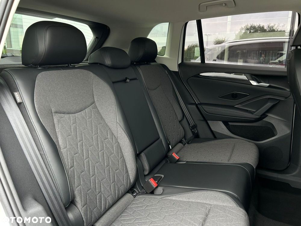 Volkswagen Tiguan - 8