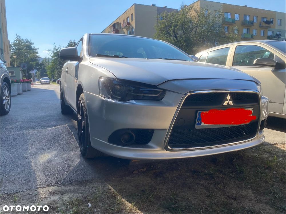 Mitsubishi Lancer - 1
