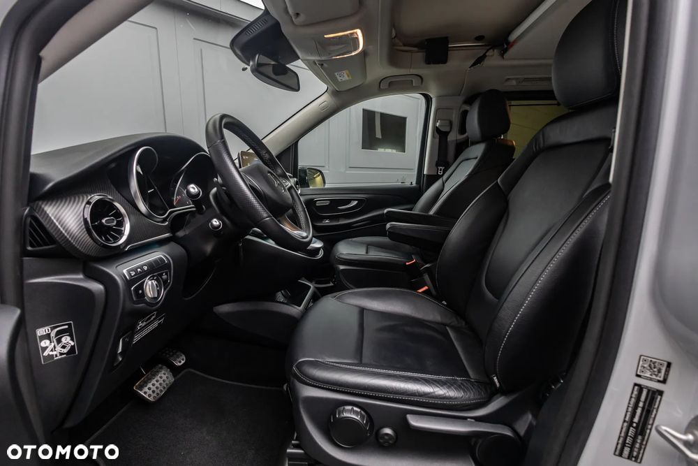 Mercedes-Benz Klasa V 300 d Exclusive 9G-Tronic (d³ugi) - 36
