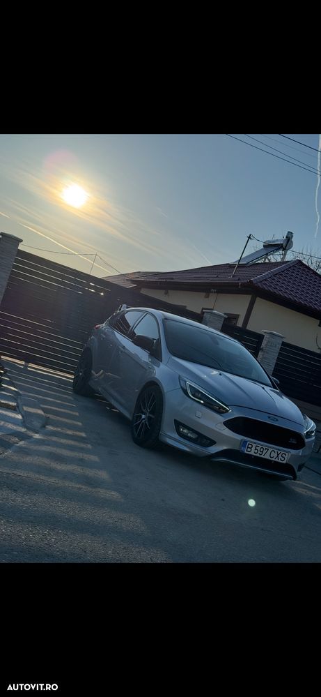 Ford Focus 1.5 TDCi ST-Line - 8