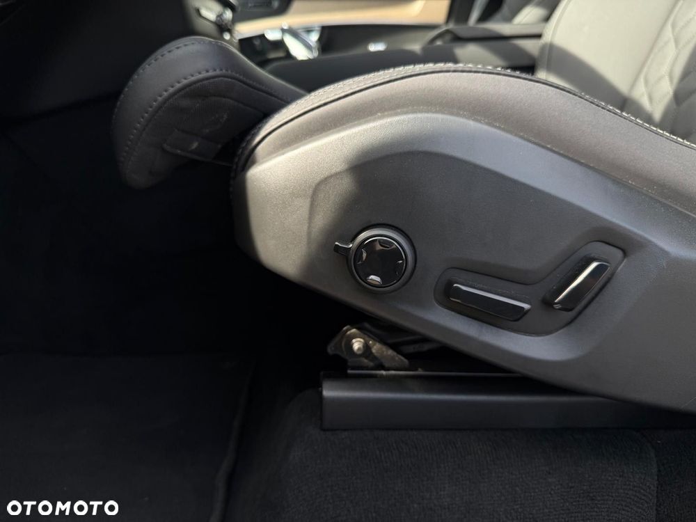 Volvo XC 90 - 20
