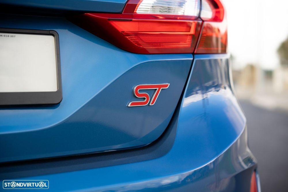 Ford Fiesta 1.5 EcoBoost S&S ST X - 15