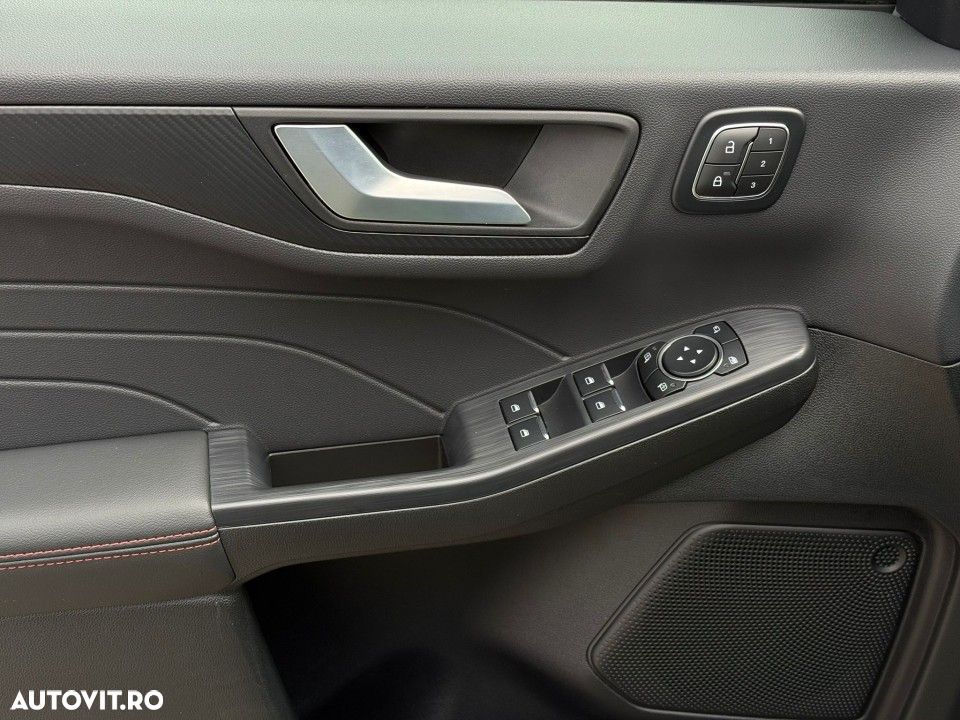 Ford Kuga 2.5 Duratec FWD PHEV ST-Line X - 18