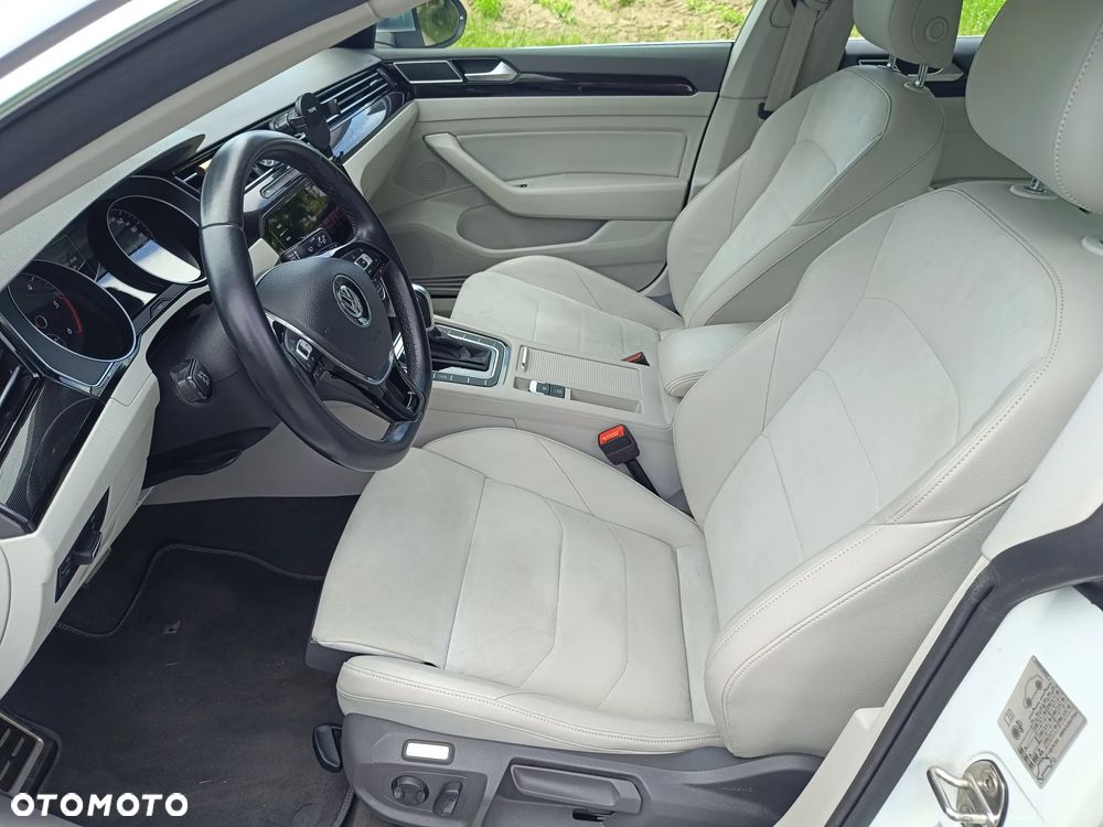 Volkswagen Arteon 2.0 TDI SCR Elegance DSG - 25