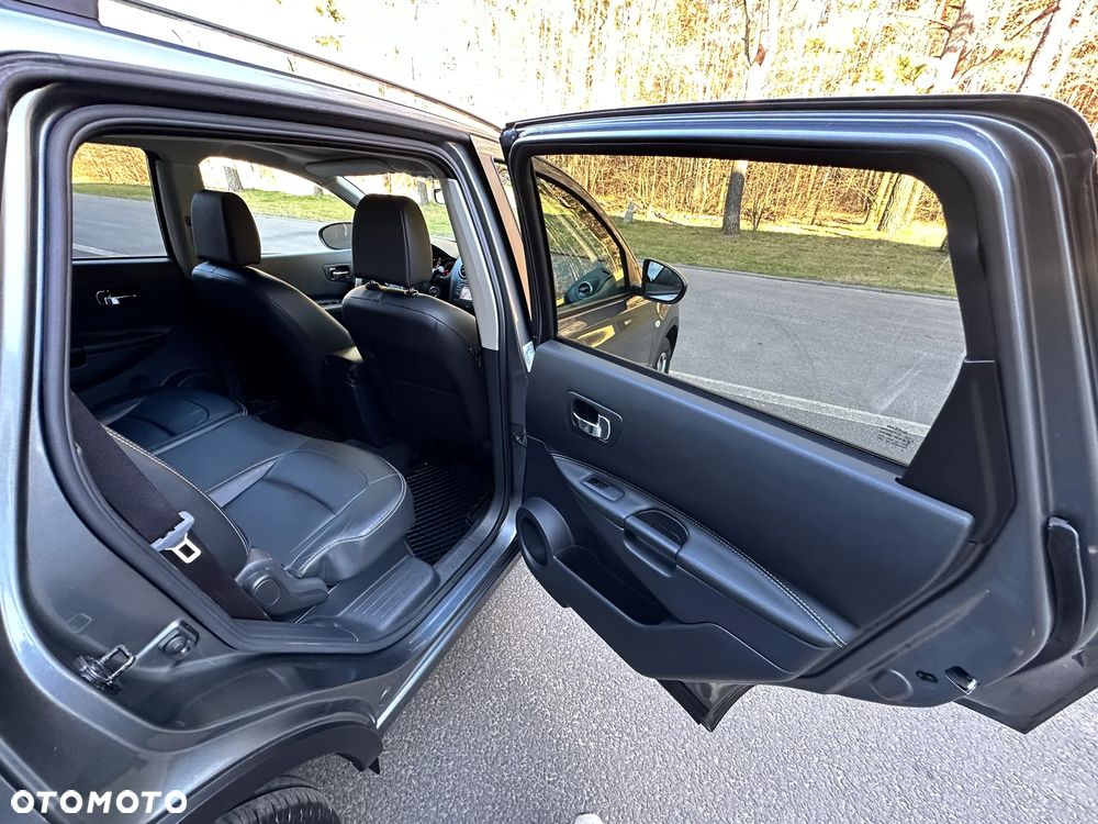 Nissan Qashqai 2.0 4x4 Tekna Premium - 25