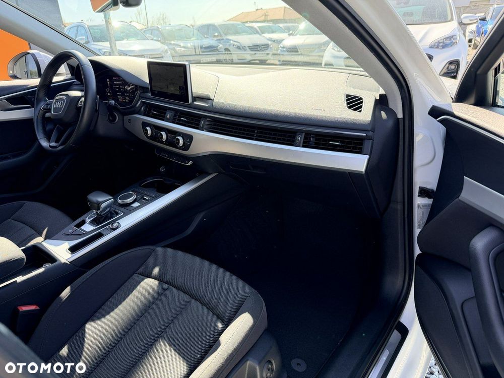 Audi A4 Avant 2.0 TDI S tronic design - 16