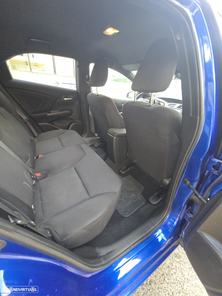 Honda Civic 1.6 i-DTEC Comfort Navi - 23