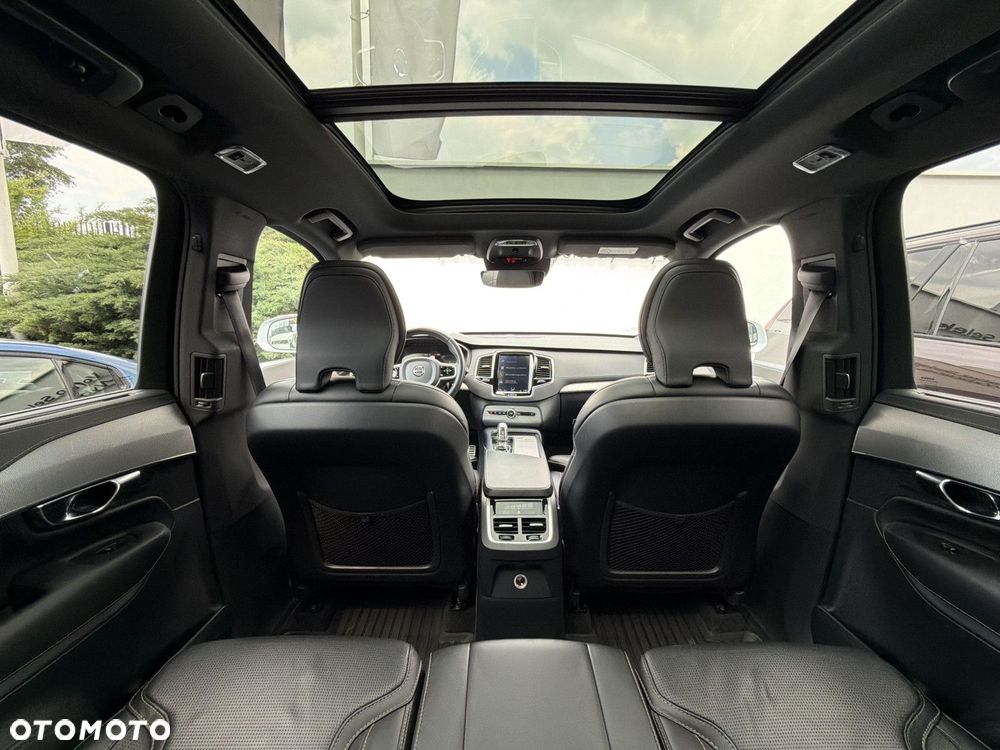 Volvo XC 90 - 16