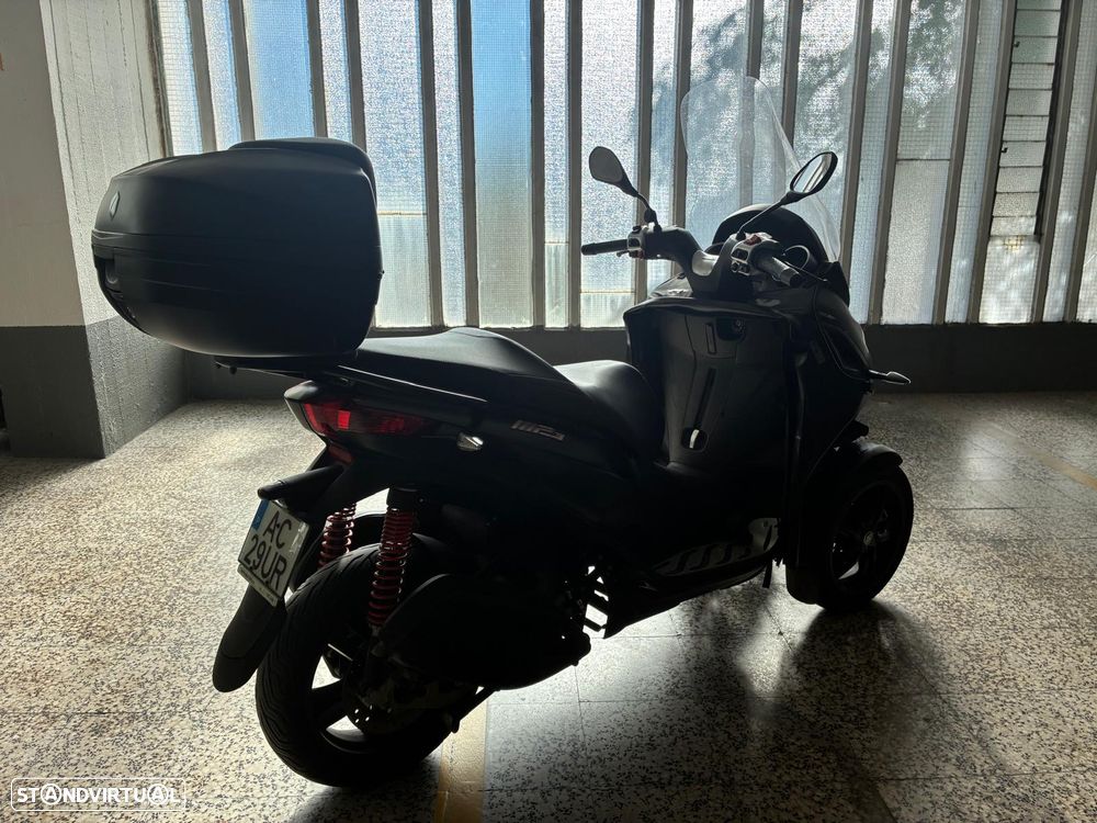 Piaggio MP3 - 4