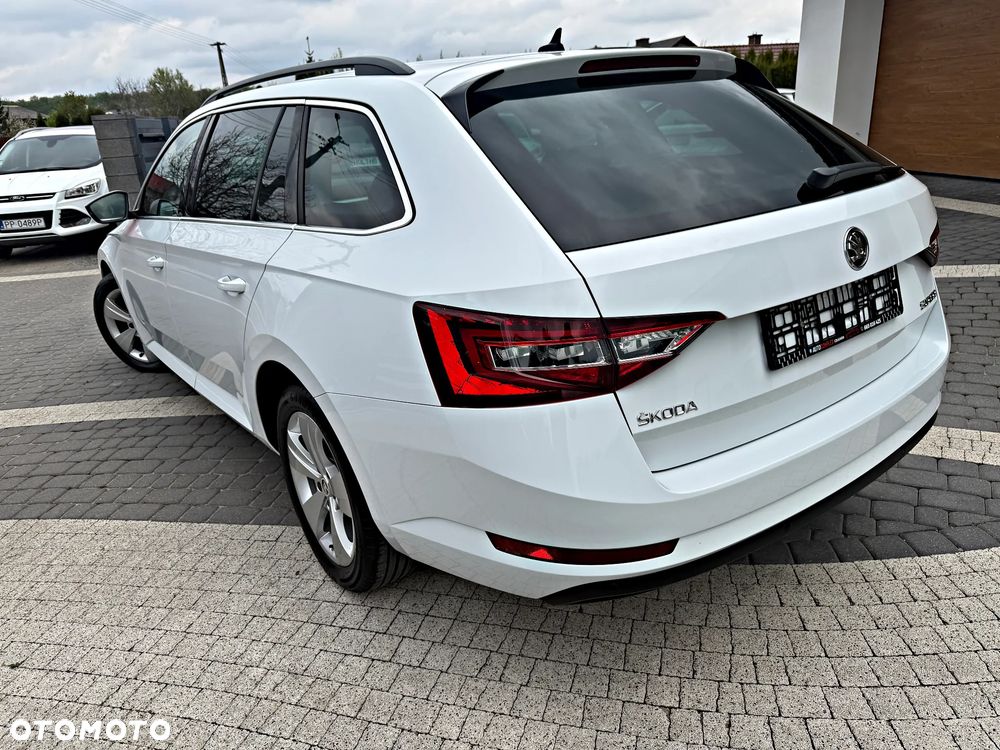 Skoda Superb 2.0 TDI DSG Style - 12