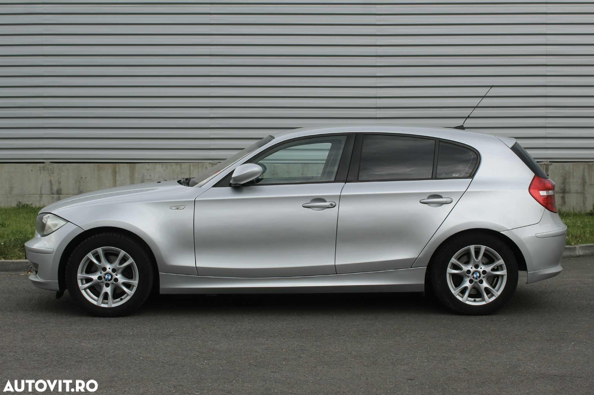 BMW Seria 1 - 13