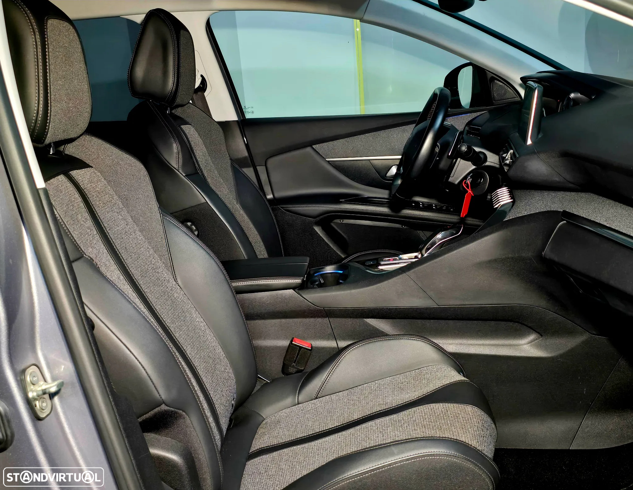 Peugeot 3008 1.2 PureTech Allure Pack EAT8 - 10