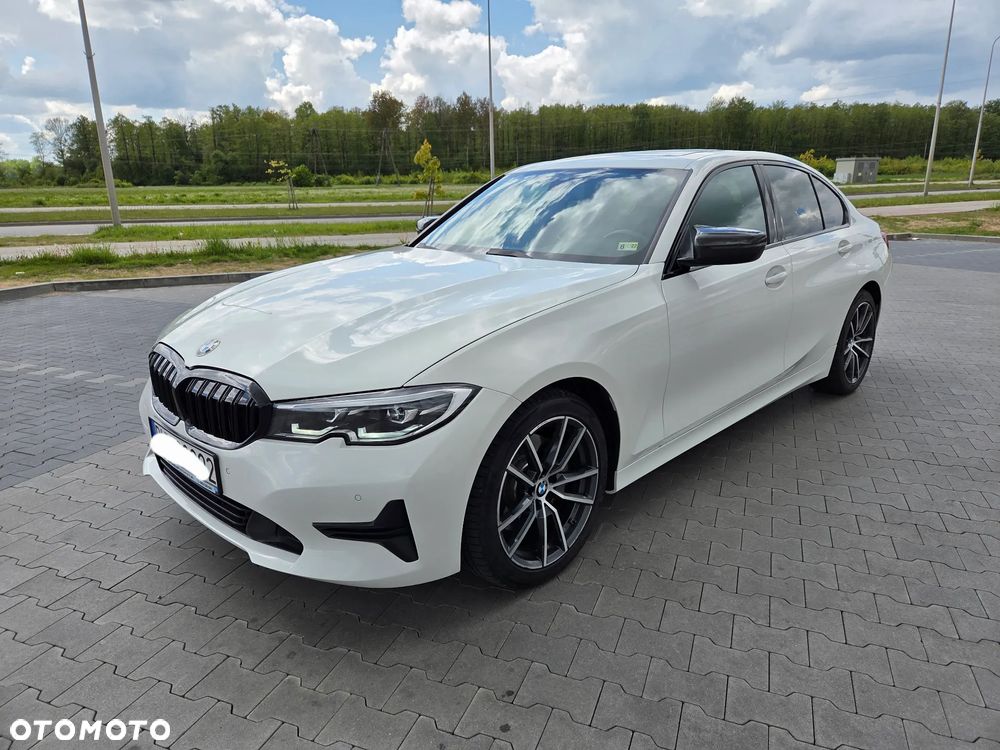 BMW Seria 3 330i Sport Line - 1