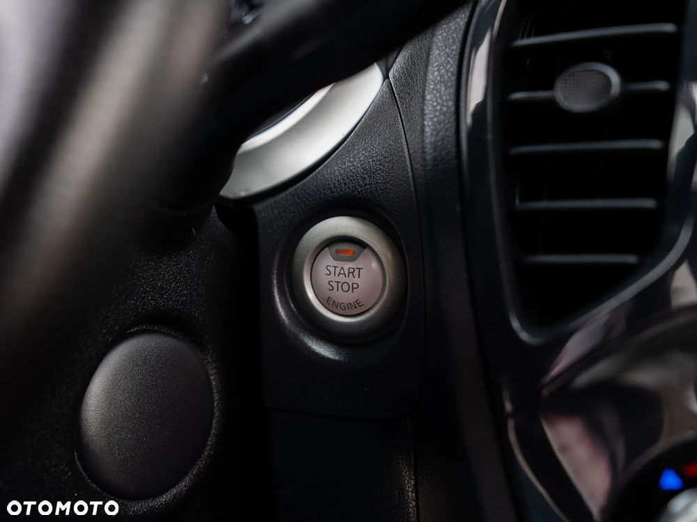 Nissan Juke 1.6 DIG-T ALL-MODE 4x4i Xtronic Acenta - 35