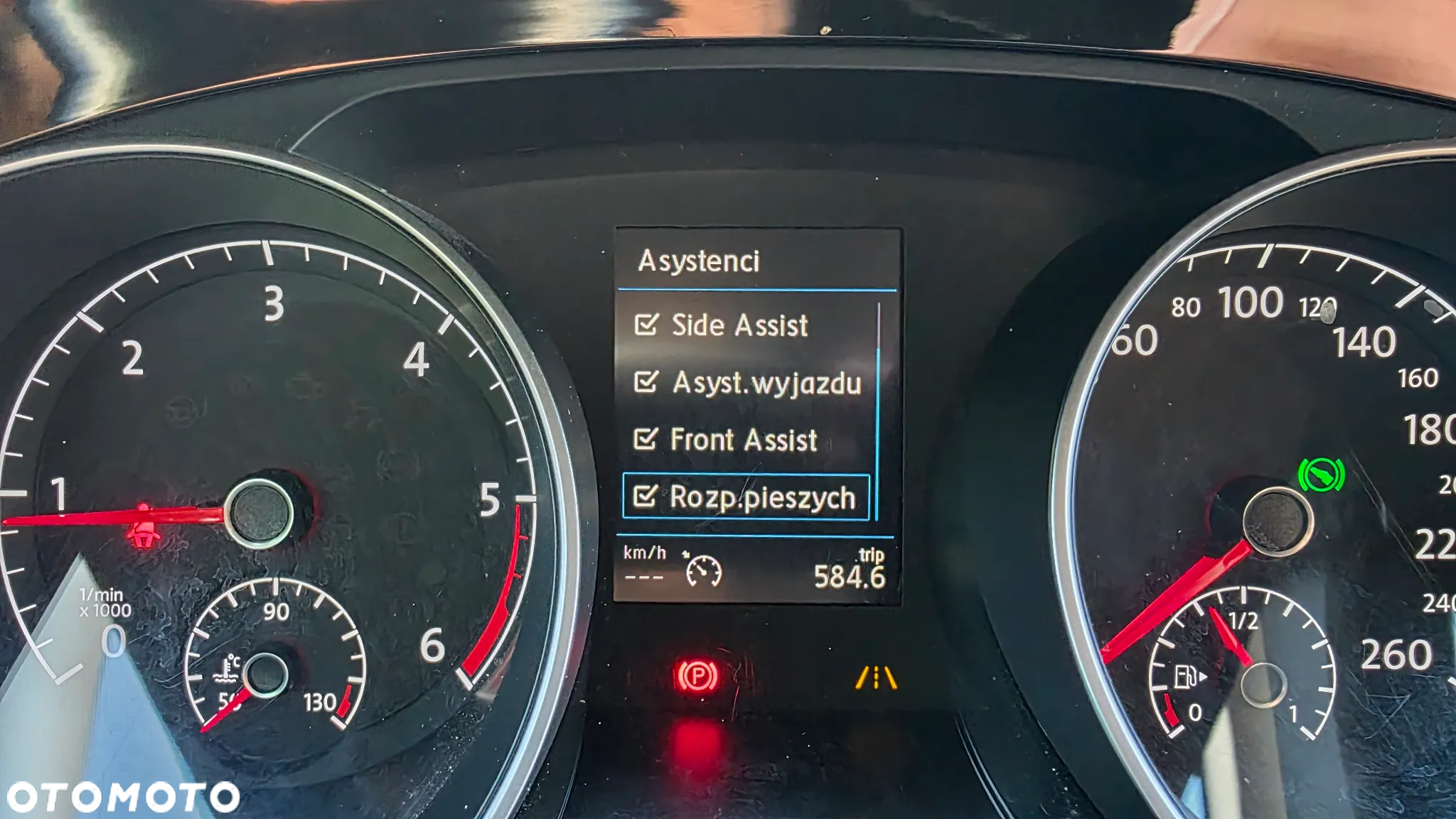Volkswagen Touran 2.0 TDI SCR (BlueMotion Technology) DSG Highline - 30