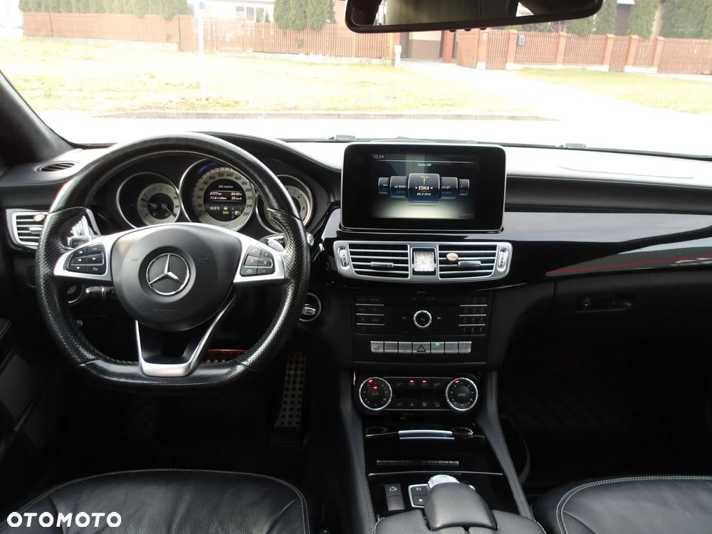 Mercedes-Benz CLS - 10