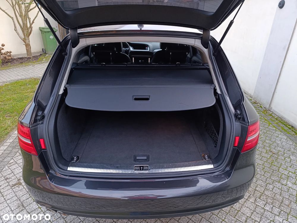 Audi A4 Avant 2.0 TDI S tronic - 11