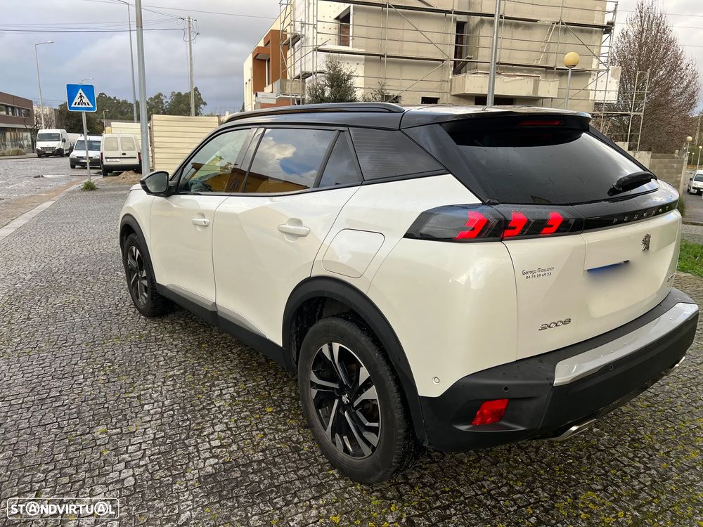 Peugeot 2008 1.2 PureTech GT Line - 9