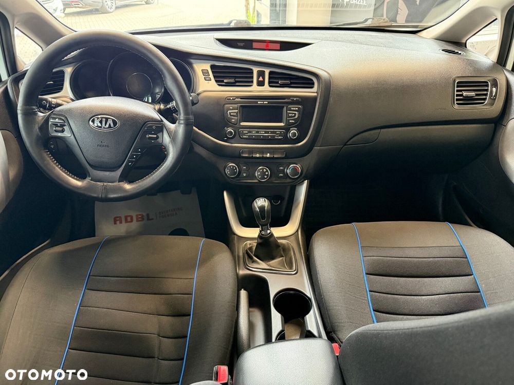 Kia Ceed - 17